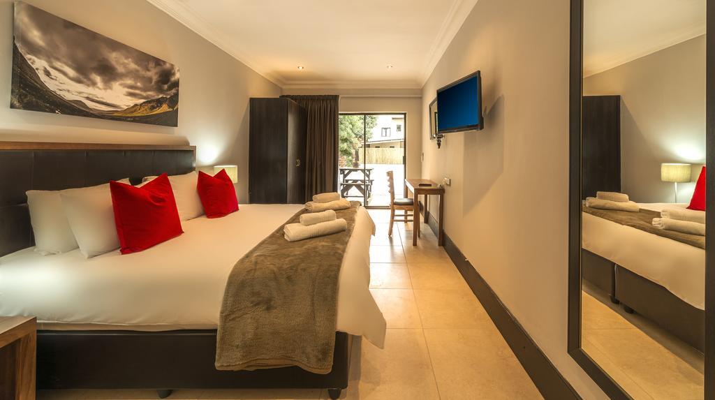 Clanwilliam Hotel Exterior photo