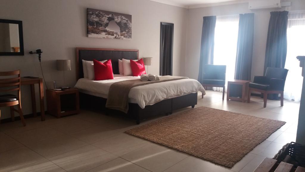 Clanwilliam Hotel Exterior photo